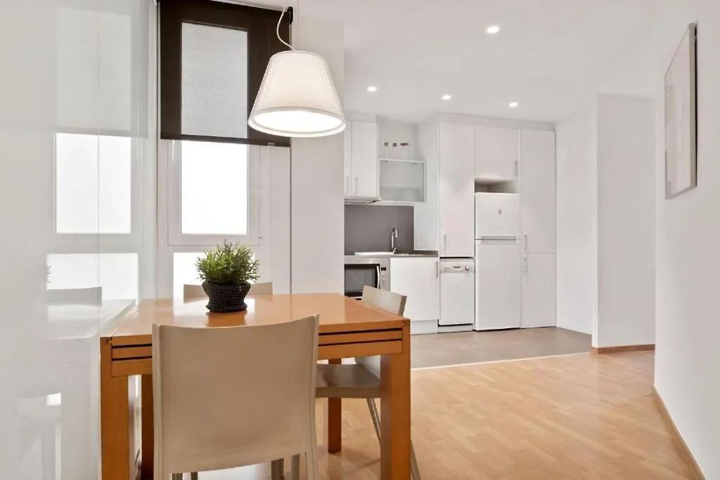 Fisa Rentals Gran Via Apartments Barcelona