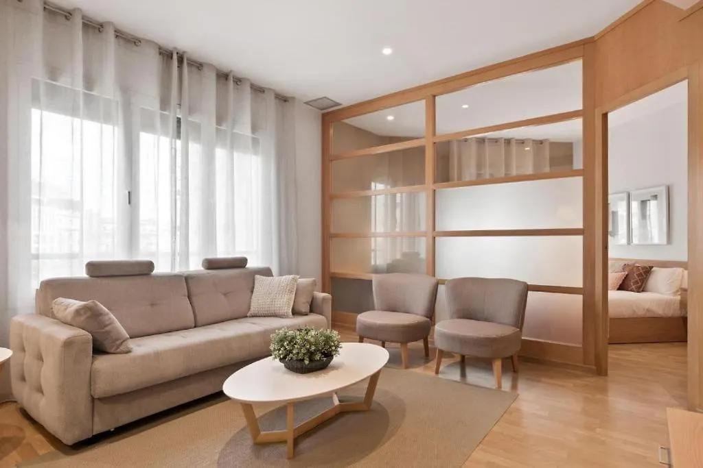 Fisa Rentals Gran Via Apartments Barcellona