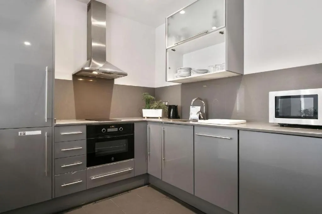 Fisa Rentals Gran Via Apartments Barcelona