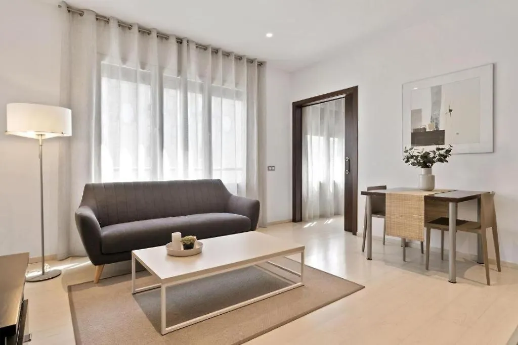 Fisa Rentals Gran Via Apartments Barcellona