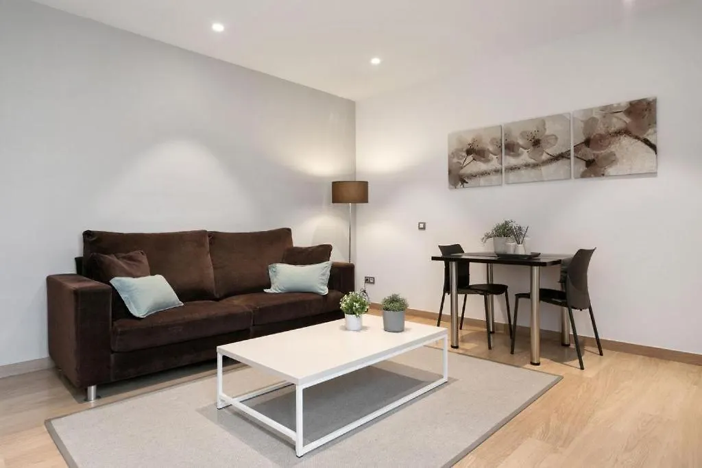 Fisa Rentals Gran Via Apartments Barcelona