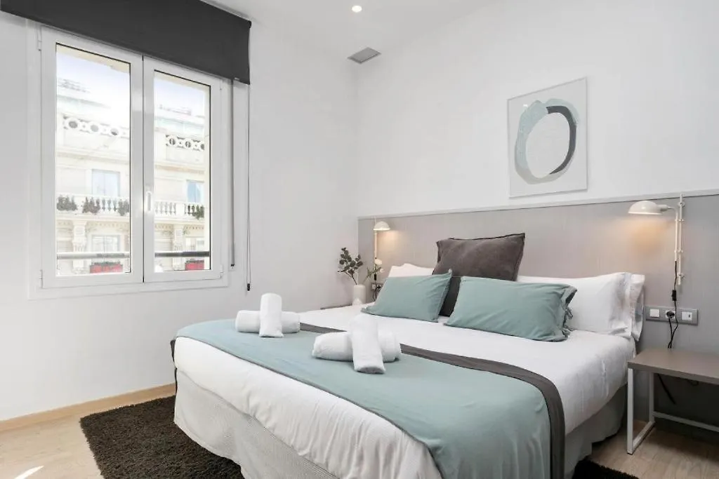 Fisa Rentals Gran Via Apartments Barcellona