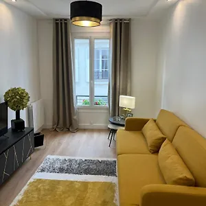 Charming Parisian Appartamento Parigi
