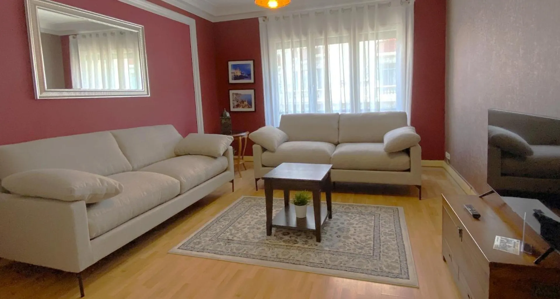 Fisa Rentals Gran Via Apartments Barcelone